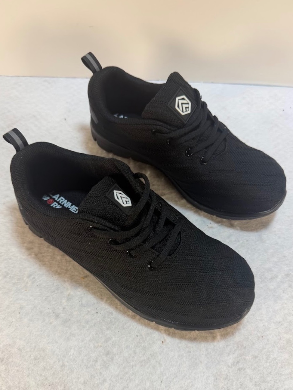 LARNMERN Work Safety Shoes Mens 8 Composite Toe Slip Resistant ASTM NWOT Black